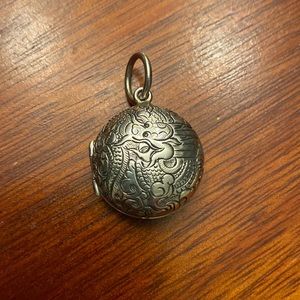 RARE! Silpada 925 Silver Dragon locket